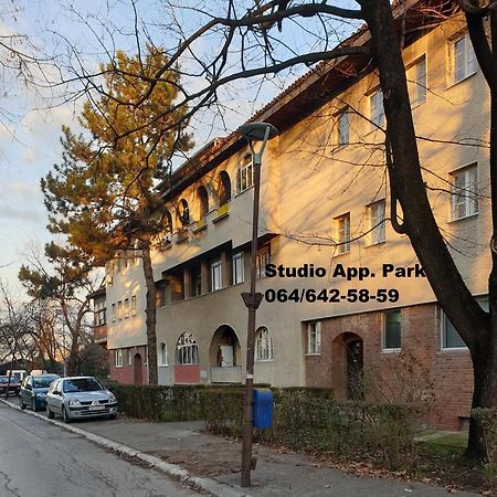 Apartman Park Jagodina-Studio U Centru Grada Extérieur photo